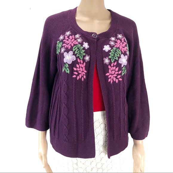 Van Heusen Sweaters - New Van Heusen floral plum large sweater  (#23)